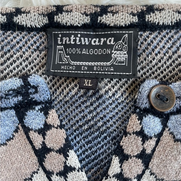 Intiwara | 100% Pima Cotton Button Front Cardigan - Picture 12 of 12